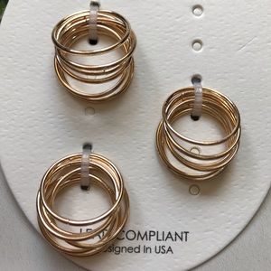 Thin gold ring set 🌸